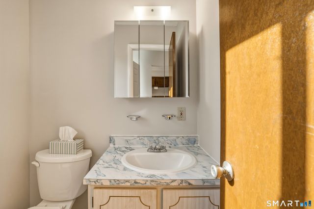 412 Main Street 15, Plymouth, CT 06786