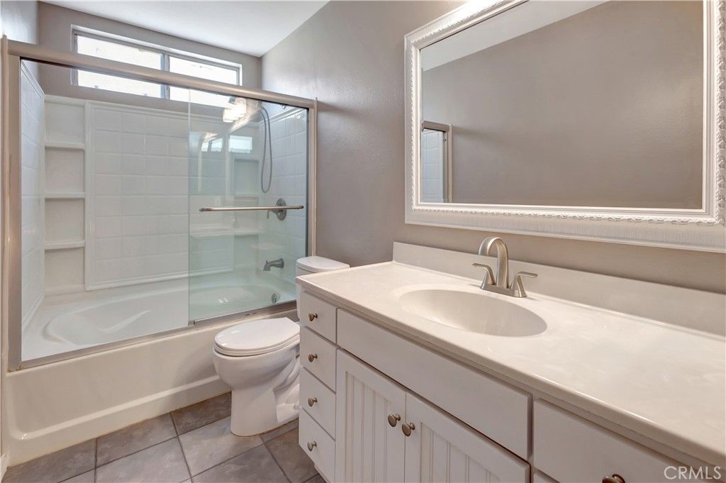 Image 26 of property listing at 25452 Esrose Court, Lake Forest, CA 92630