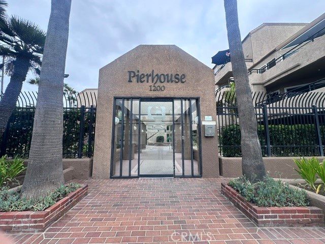 1200 Pacific Coast, Huntington Beach, CA 92648