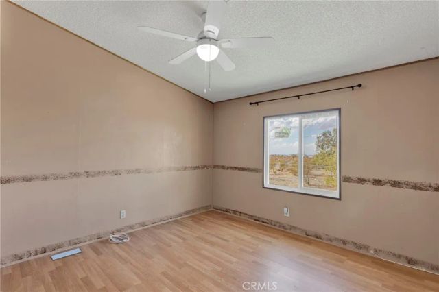 11579 Amarillo Road, Phelan, CA 92371