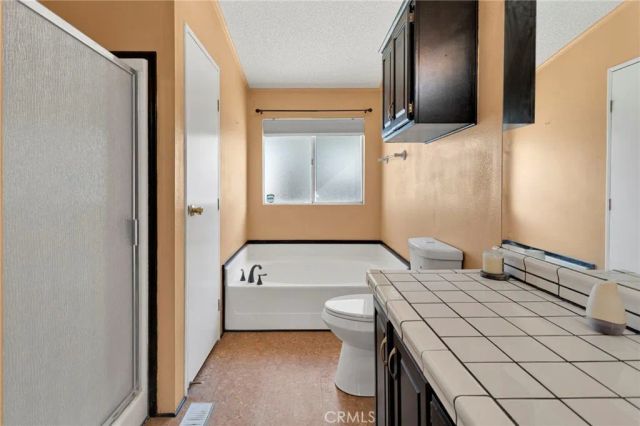 11579 Amarillo Road, Phelan, CA 92371