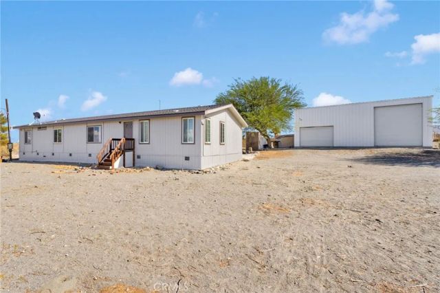 11579 Amarillo Road, Phelan, CA 92371