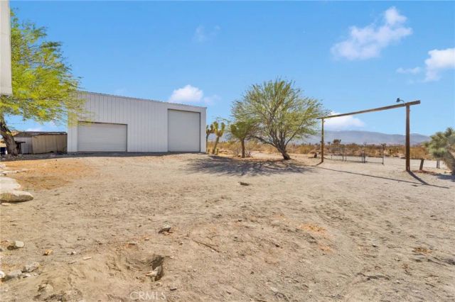 11579 Amarillo Road, Phelan, CA 92371