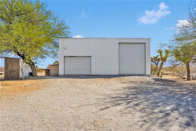 11579 Amarillo Road, Phelan, CA 92371