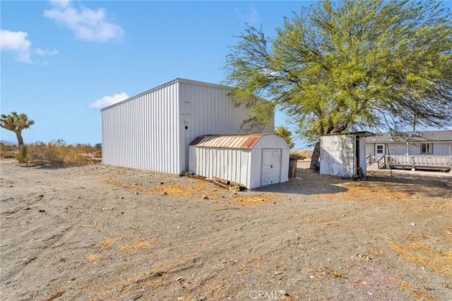 11579 Amarillo Road, Phelan, CA 92371