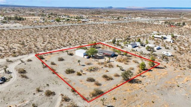 11579 Amarillo Road, Phelan, CA 92371