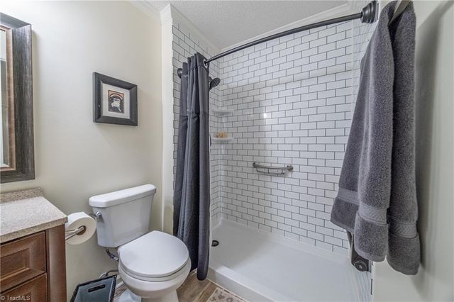 1029 Ridge Cove Court, Winston-salem, NC 27104