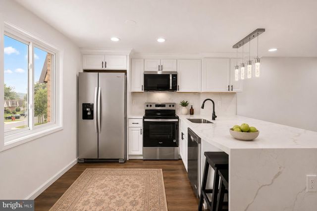 19112 CAPEHART DR, Gaithersburg, MD 20886