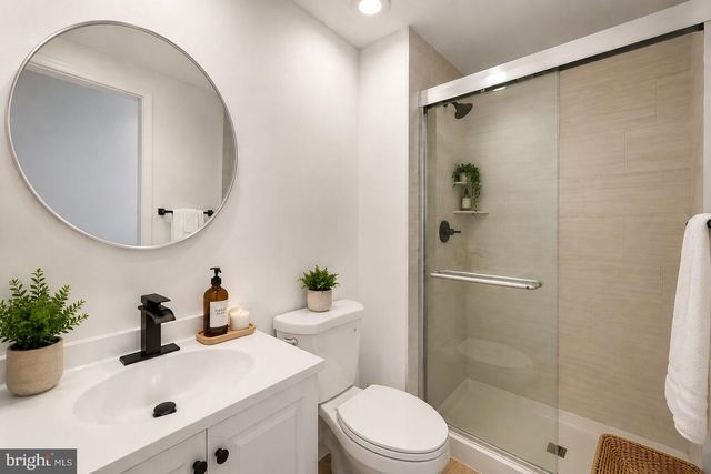 19112 CAPEHART DR, Gaithersburg, MD 20886