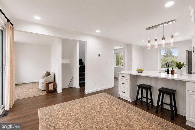 19112 CAPEHART DR, Gaithersburg, MD 20886