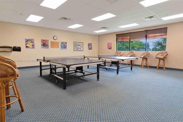 361 S Hollybrook Dr 102, Pembroke Pines, FL 33025