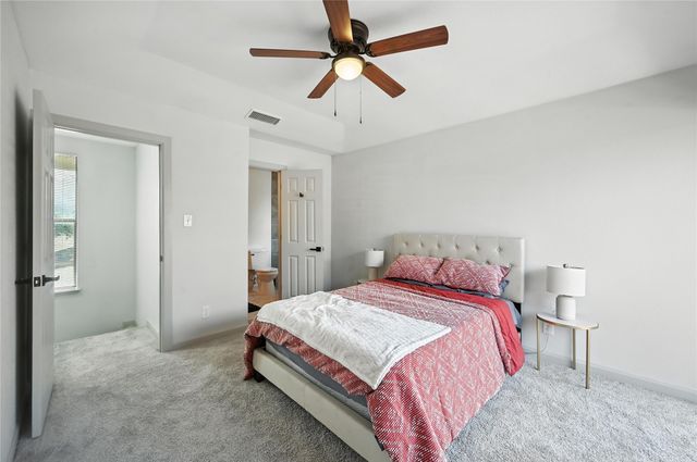 6 Park Lane, Bedford, TX 76021