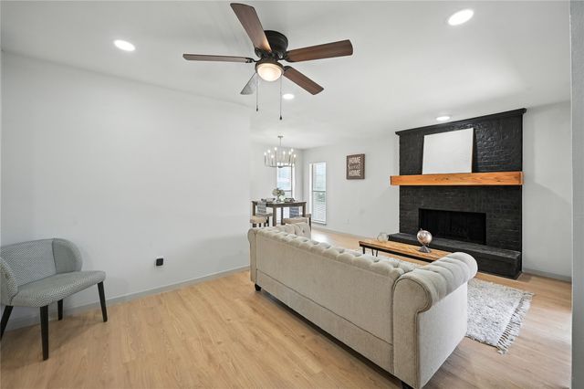 6 Park Lane, Bedford, TX 76021