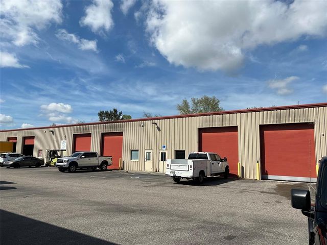 2433 S 86TH STREET, Tampa, FL 33619