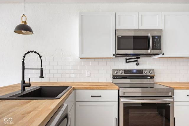 1922 N Bancroft Street, Indianapolis, IN 46218