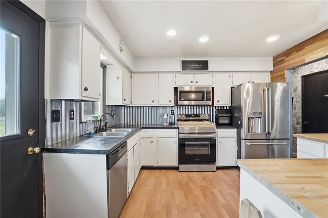 290 Ginghamsburg Road, Tipp City, OH 45371