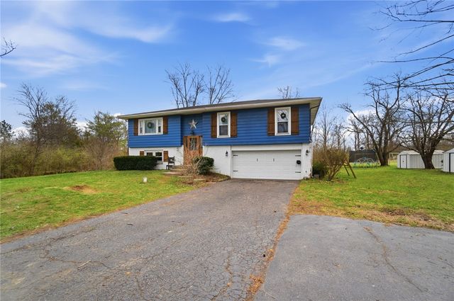 290 Ginghamsburg Road, Tipp City, OH 45371