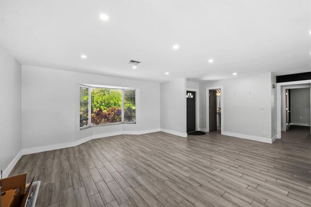 1226 SE 14TH Street, Deerfield Beach, FL 33441