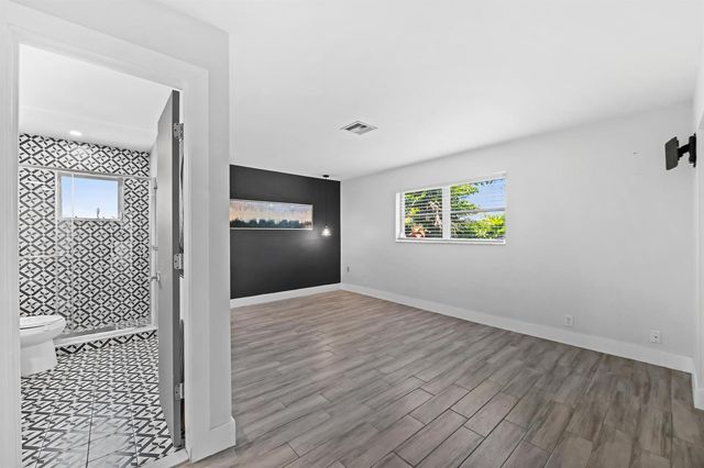 1226 SE 14TH Street, Deerfield Beach, FL 33441
