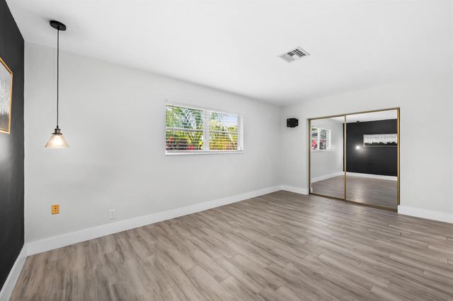 1226 SE 14TH Street, Deerfield Beach, FL 33441