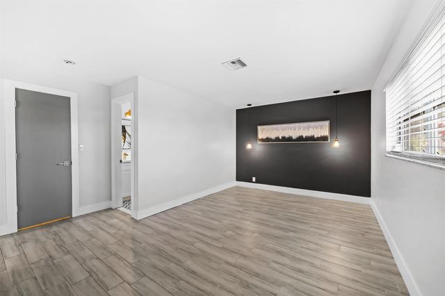 1226 SE 14TH Street, Deerfield Beach, FL 33441