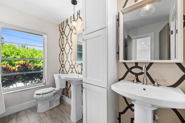 1226 SE 14TH Street, Deerfield Beach, FL 33441