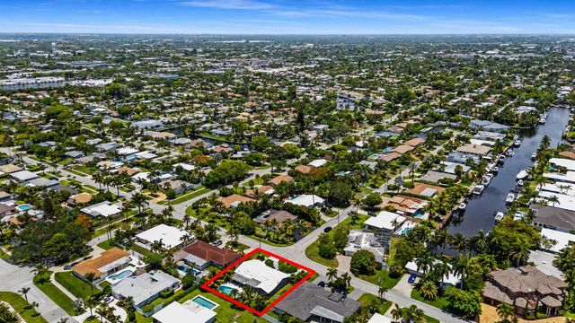 1226 SE 14TH Street, Deerfield Beach, FL 33441