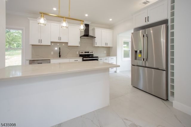 91 Gemmer Rd, Wantage Twp., NJ 07461