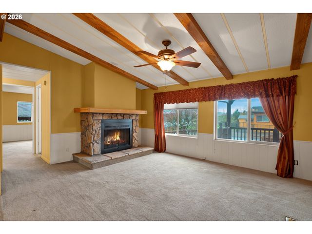 1200 E CENTRAL Ave 84, Sutherlin, OR 97479