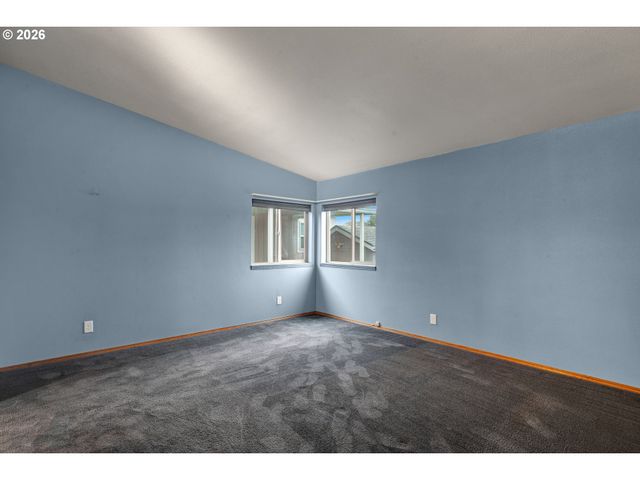 1200 E CENTRAL Ave 84, Sutherlin, OR 97479