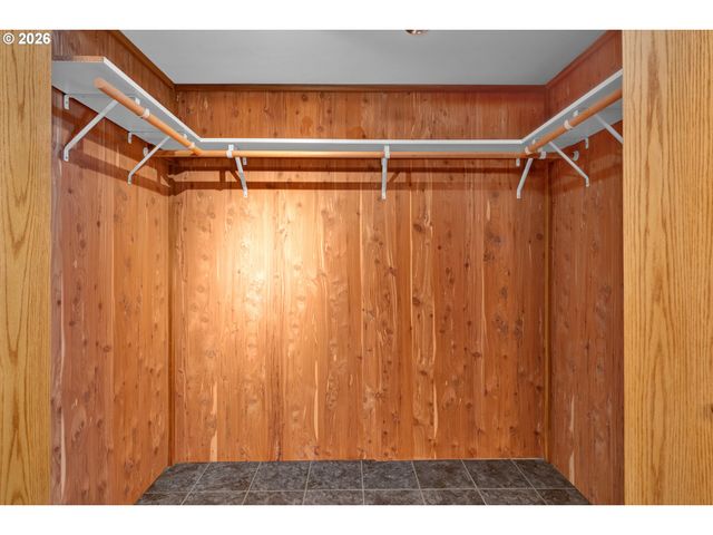 1200 E CENTRAL Ave 84, Sutherlin, OR 97479