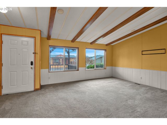 1200 E CENTRAL Ave 84, Sutherlin, OR 97479