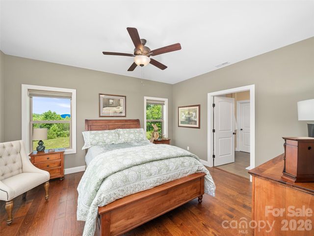 58 Sunny Morning Court, Hendersonville, NC 28792