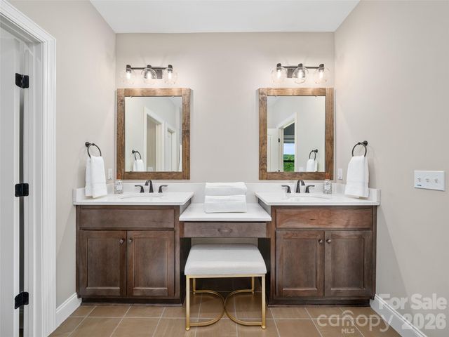 58 Sunny Morning Court, Hendersonville, NC 28792