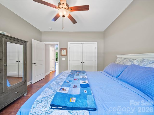 58 Sunny Morning Court, Hendersonville, NC 28792