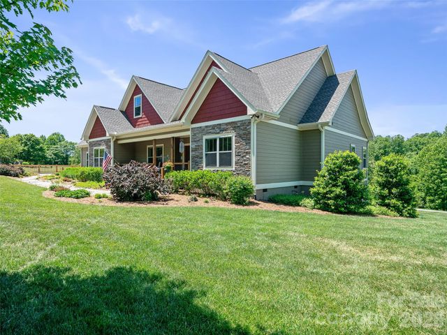 58 Sunny Morning Court, Hendersonville, NC 28792