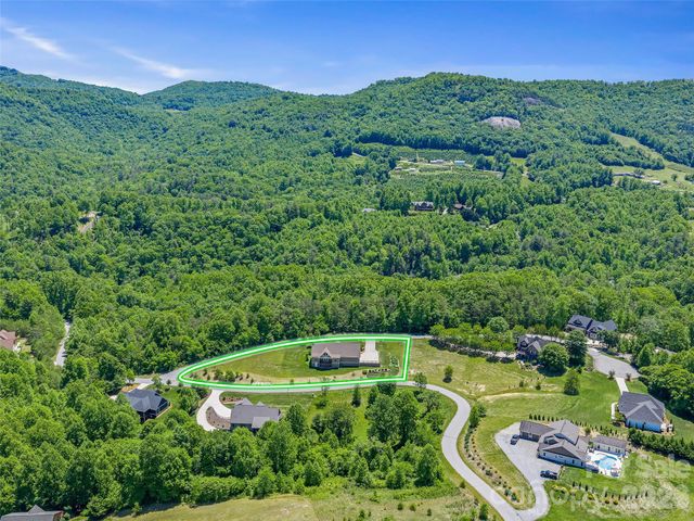 58 Sunny Morning Court, Hendersonville, NC 28792
