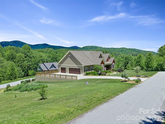 58 Sunny Morning Court, Hendersonville, NC 28792