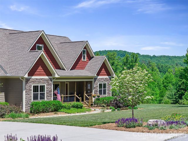58 Sunny Morning Court, Hendersonville, NC 28792