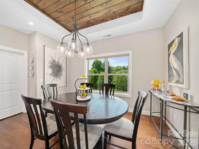 58 Sunny Morning Court, Hendersonville, NC 28792