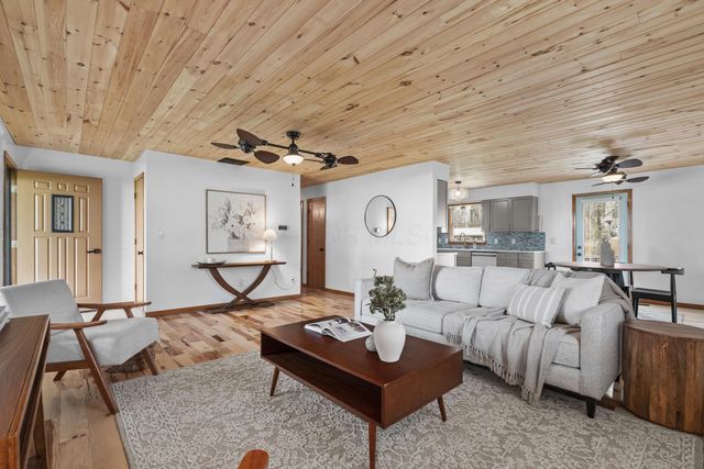 4490 N Bank Road, Buckeye Lake, OH 43008