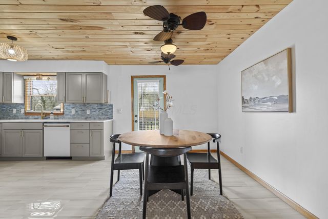 4490 N Bank Road, Buckeye Lake, OH 43008