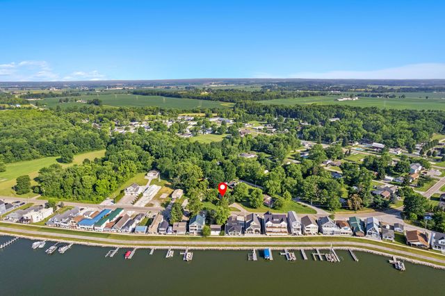 4490 N Bank Road, Buckeye Lake, OH 43008