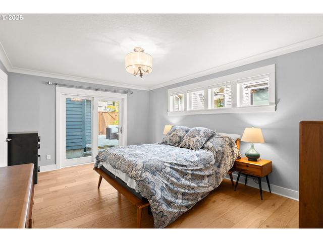 378 9TH St, Lake Oswego, OR 97034