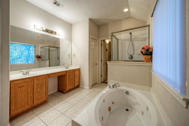 601 Indian Run DR, Pflugerville, TX 78660