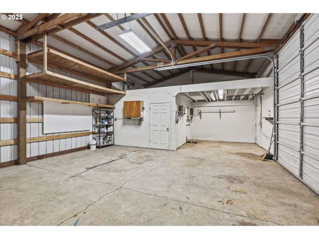 277 W SUNNY SANDS Rd, Cathlamet, WA 98612