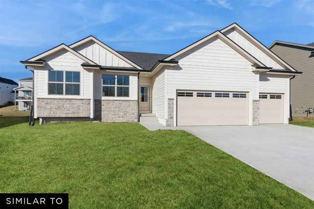 2611 NW Fairfield Drive, Ankeny, IA 50023