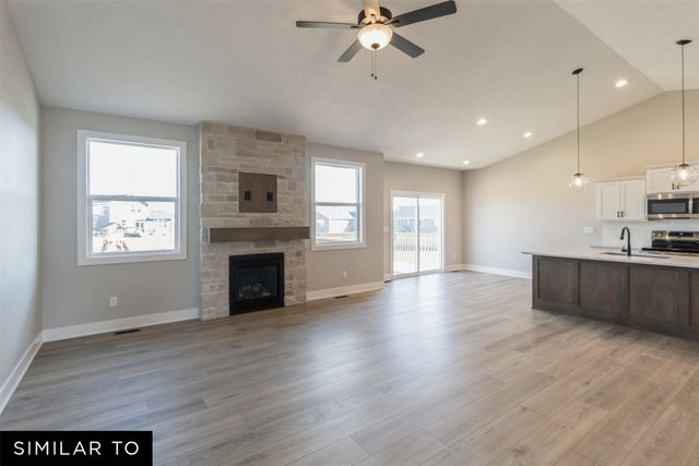 2611 NW Fairfield Drive, Ankeny, IA 50023