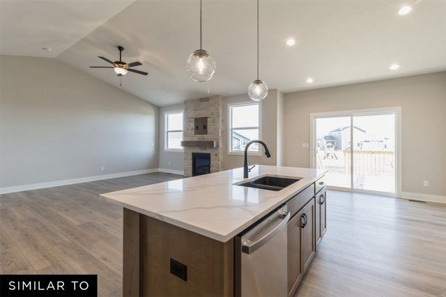 2611 NW Fairfield Drive, Ankeny, IA 50023