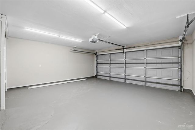 2719 N Ohio Avenue, Weslaco, TX 78599